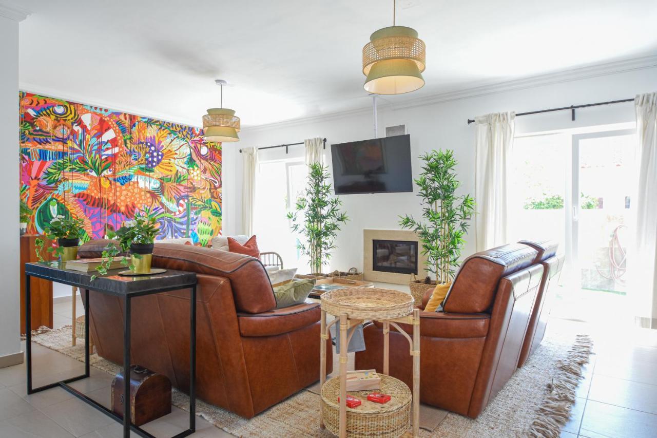 Aroeira Villa With Heated Pool By Golf Course, Beach And Lisbon Eksteriør bilde