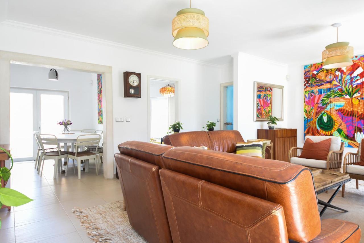 Aroeira Villa With Heated Pool By Golf Course, Beach And Lisbon Eksteriør bilde